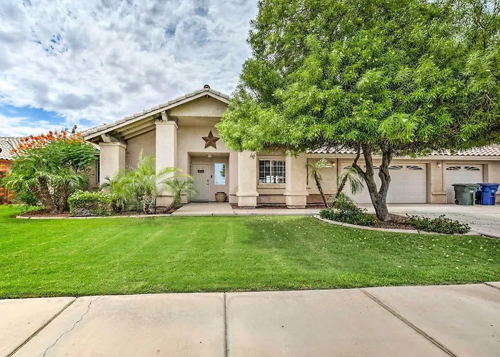 Sunny Yuma Retreat W/ Private Pool & Grill!